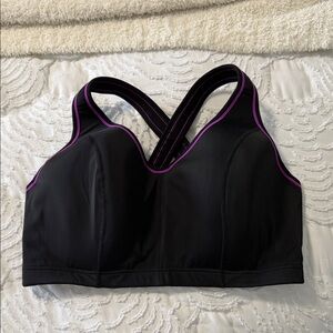 Sport by cacique underwire Black and Purple Sports Bra 38 DDD
